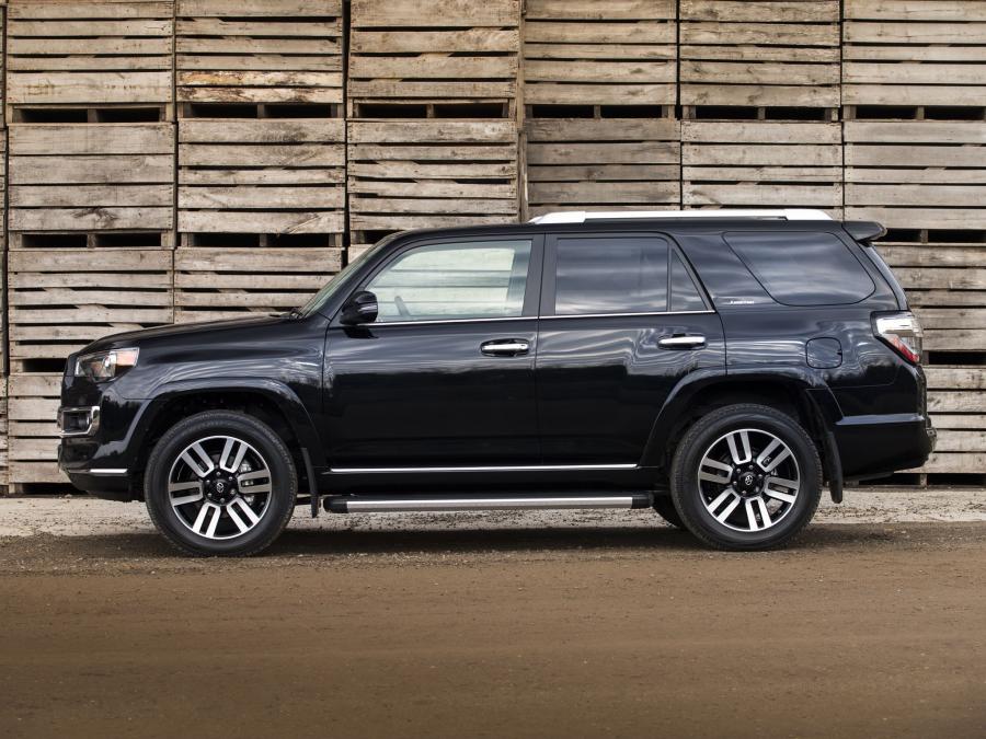  Toyota 4Runner Limited 2013 года  (фото 10 из 30)